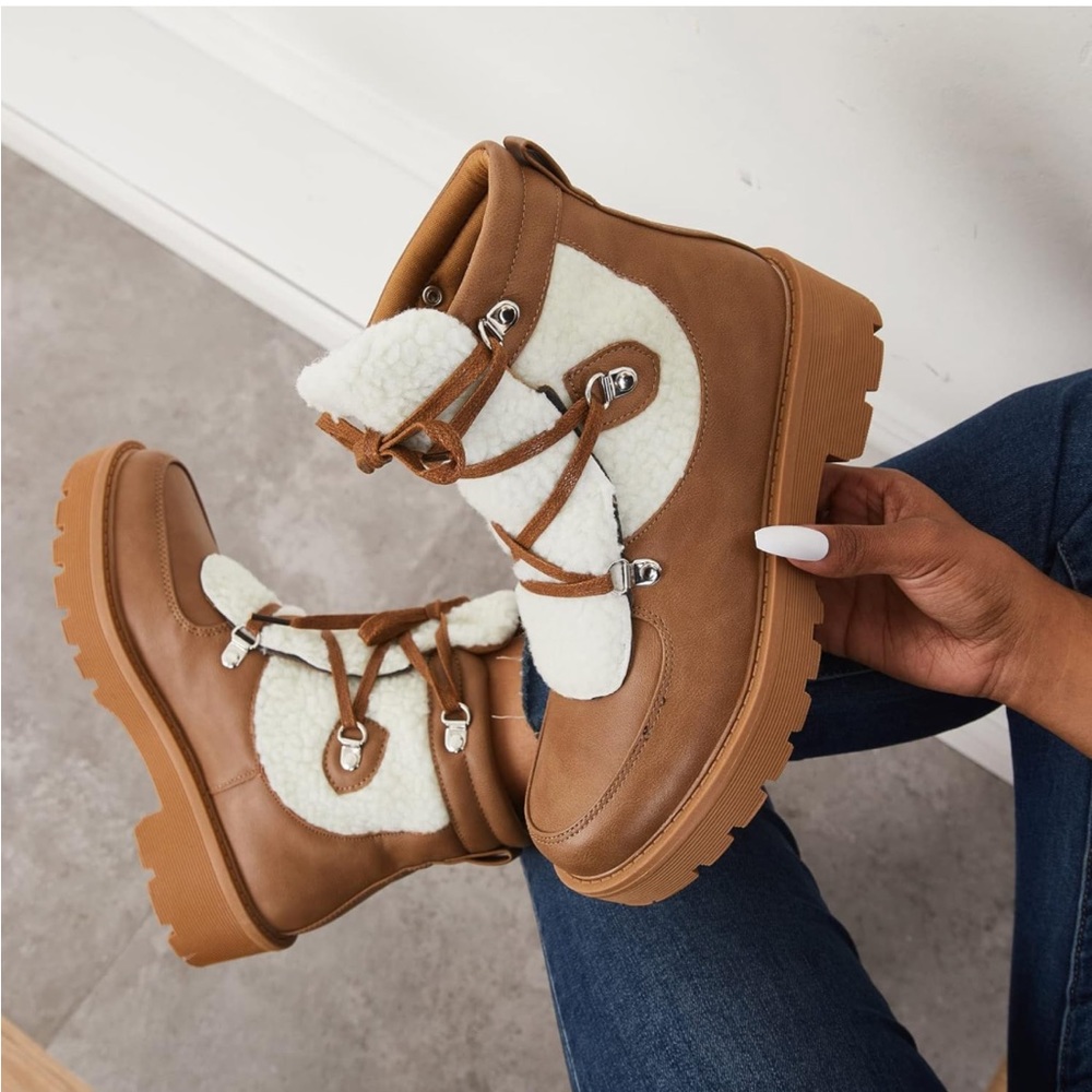 Fleece Boots